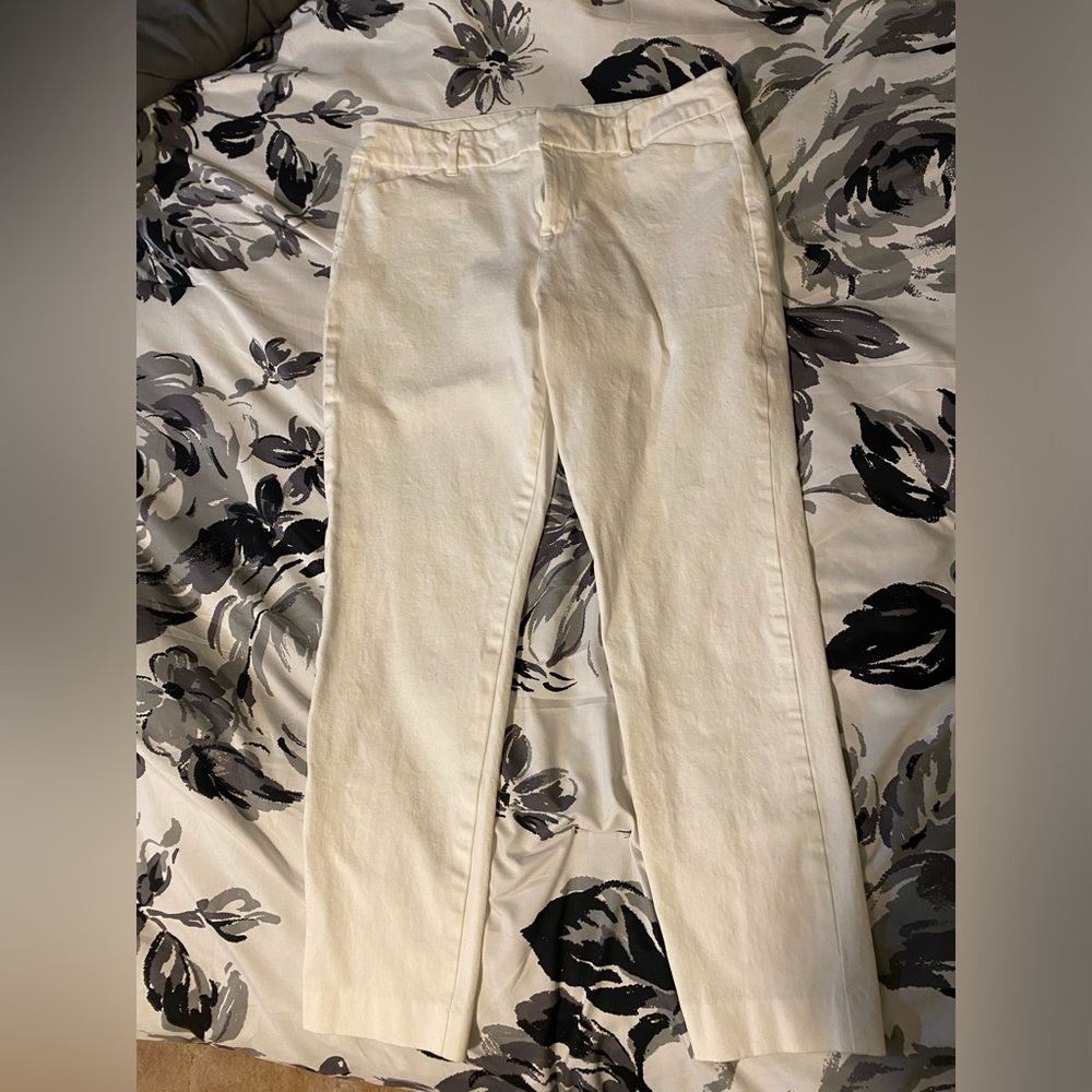 Women’s Old Navy Pixie Ankle Pant